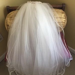 White Wedding Veil!
